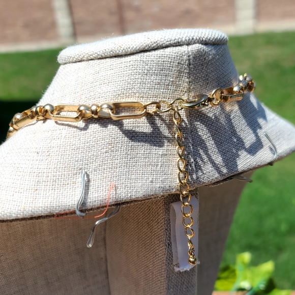 Statement necklace - Picture 3 of 4